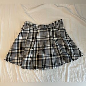 Cute 2000s H&M Pleated Plaid Miniskirt